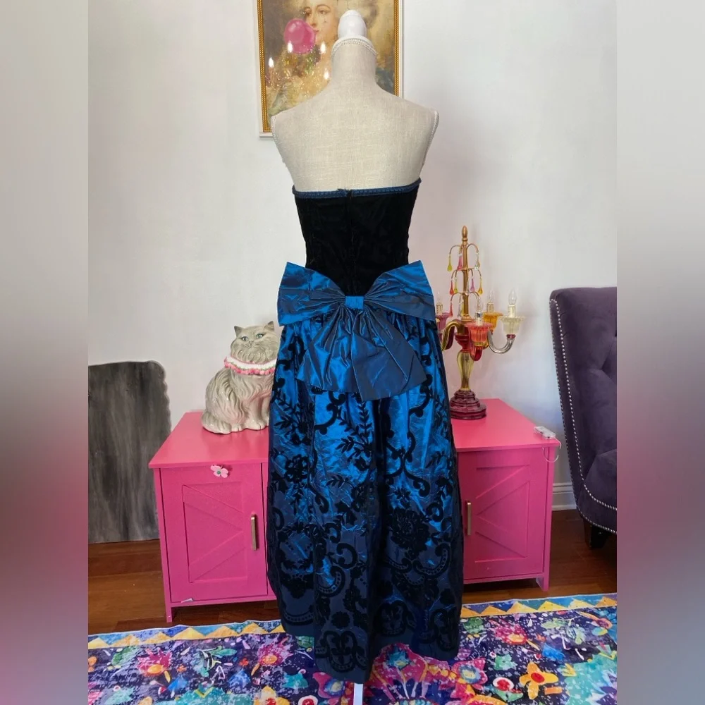 ❌SOLD❌OOAK VTG 80’S SCOTT MCCLINTOCK BLACK VELVET BLUE PROM EVENING GOWN RARE - Picture 7 of 11